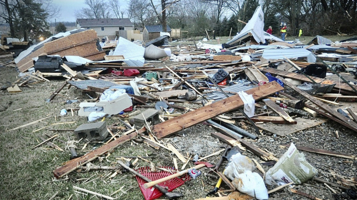 Tornado nosio sve pred sobom u sedam američkih država: U Ohaju poginule najmanje tri osobe, 22 kuće potpuno uništene