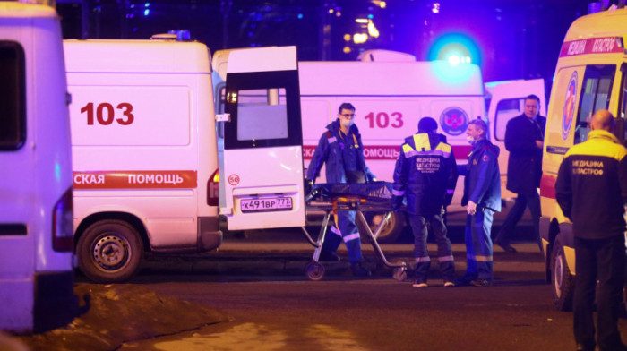 Medicinska služba u Moskvi: Broj povređenih u napadu na "Krokus siti hol" porastao na 360