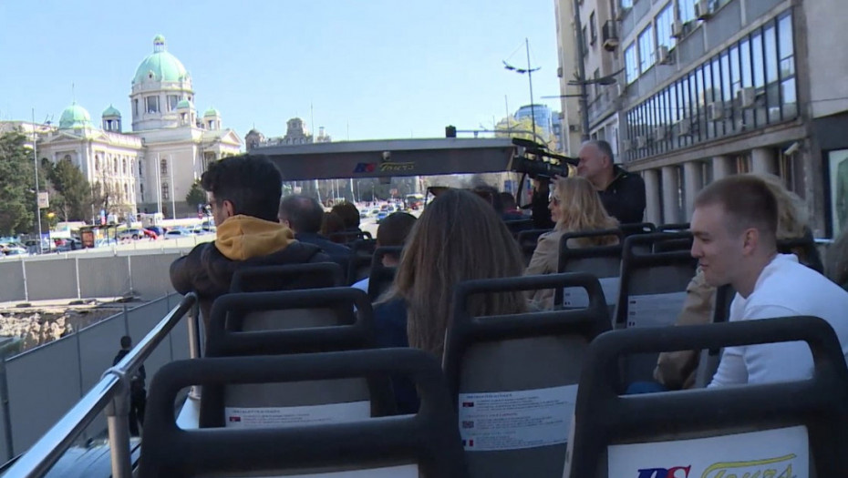 Zvanično počela 16. sezona razgledanja Beograda iz otvorenog autobusa