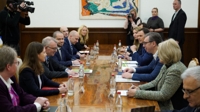 Vučić razgovarao s Misijom MMF o finansiranju projekata "Skok u budućnost - Srbija 2027"