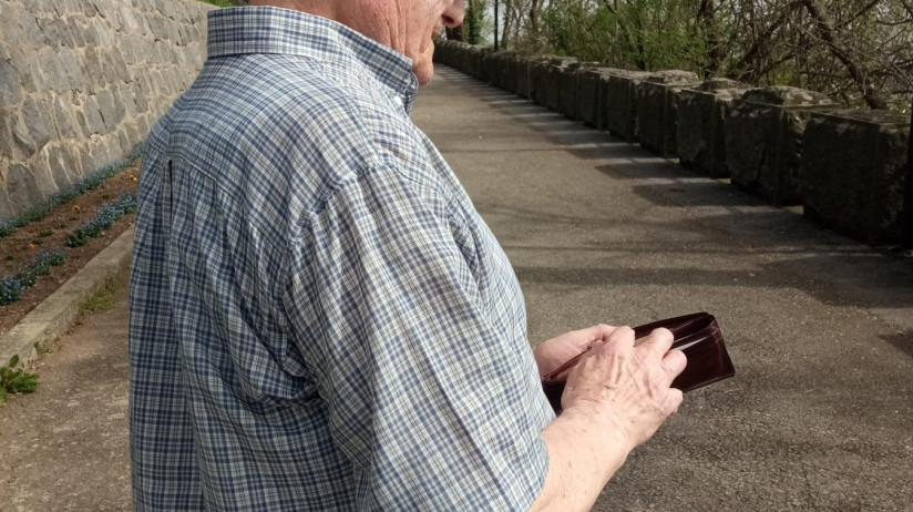 "Niko ne bi trebalo da ima penziju manju od 31.000 dinara": Koliki je prostor za povećanje i hoće li ono biti dvocifreno