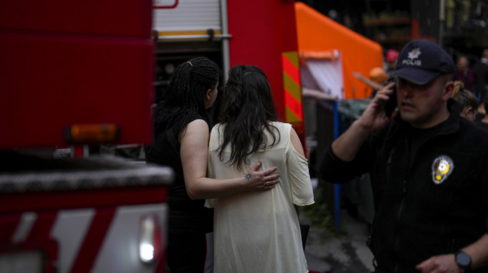Tragedija u Ankari: Požar u zgradi odneo tri života, među njima i beba