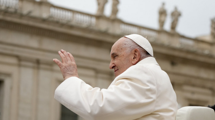Papa osudio industriju oružja i profit od smrti: Rat je uvek poraz, tažimo mir