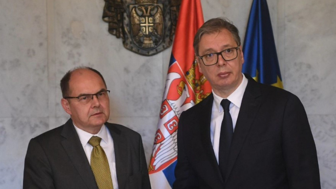 Vučić primio Šmita: Ponovio sam našu nedvosmislenu podršku Dejtonskom mirovnom sporazumu