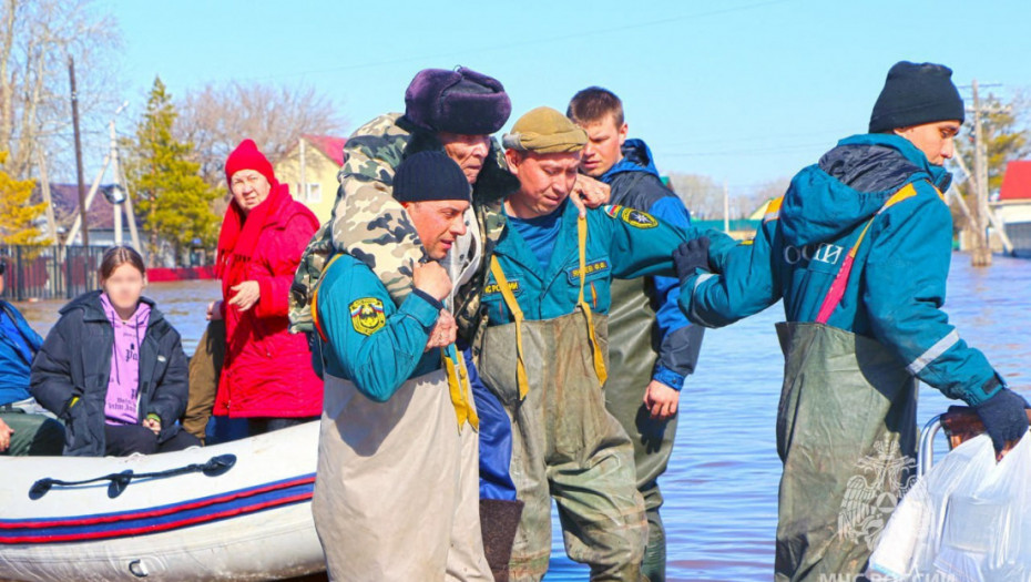 I dalje traje evakuacija ljudi zbog pucanja brane u Orsku: Poginule tri osobe, poplavljeno više od 2.500 domaćinstava