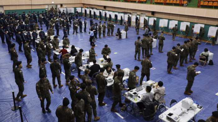 Poslednji dan ranog glasanja na izborima u Južnoj Koreji, zabeležena rekordna izlaznost