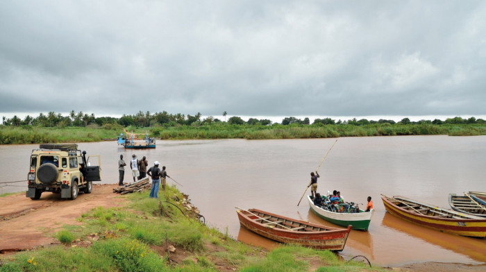 Više od 90 ljudi utopilo se na potonulom brodu kod Mozambika
