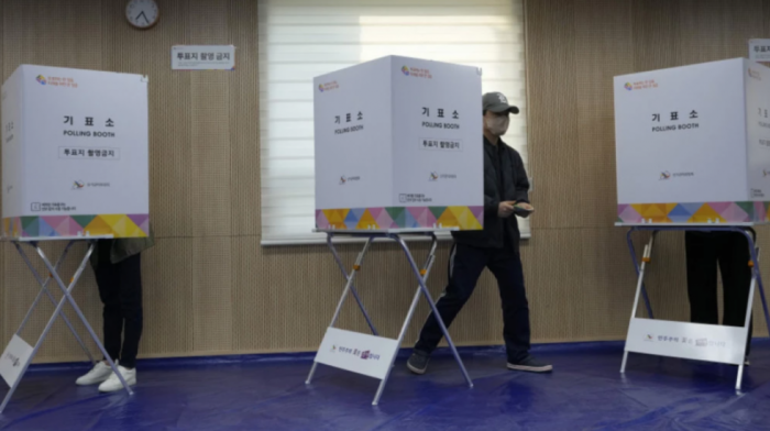 U Južnoj Koreji parlamentarni izbori, moguća pobeda opozicije