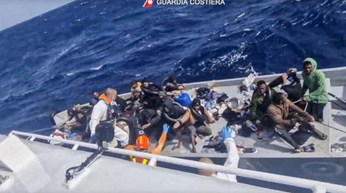 Brod potonuo u Sredozemnom moru, najmanje 45 migranata se vode kao nestali