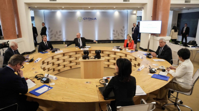 ANSA: Bajden zbog umora neće prisustvovati večeri za lidere G7