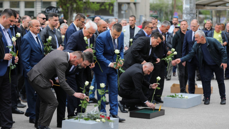 Obeležena godišnjica zločina u Dobrovoljačkoj ulici