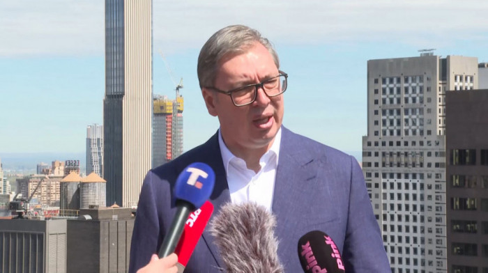 Vučić na kraju posete Njujorku: Naše je da se borimo i uzdignute glave izađemo iz ovoga