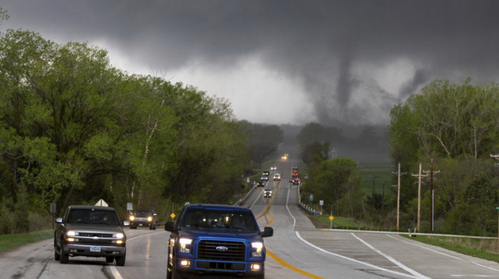 Novi tornado u SAD: Oluja pogodila severoistok Kanzasa, poginula jedna osoba