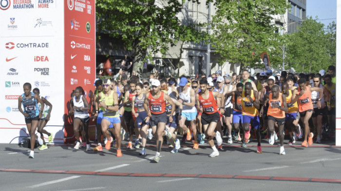 Počeo 37. Beogradski maraton, učestvuje rekordan broj takmičara: Brojne izmene u javnom prevozu
