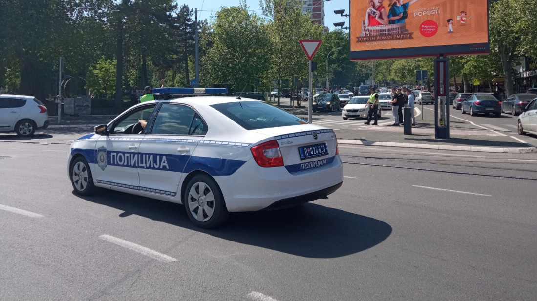Sudar autobusa i automobila na Zrenjaninskom putu: Usporen saobraćaj