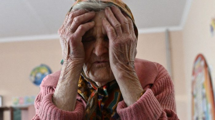 Baka iz Ukrajine (97) prepešačila 10 kilometara bežeći od ruskih udara