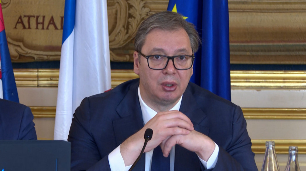 Vučić se oglasio na Instagramu: Srbija na važnoj raskrsnici, pred nama su strateške odluke koje oblikuju budućnost