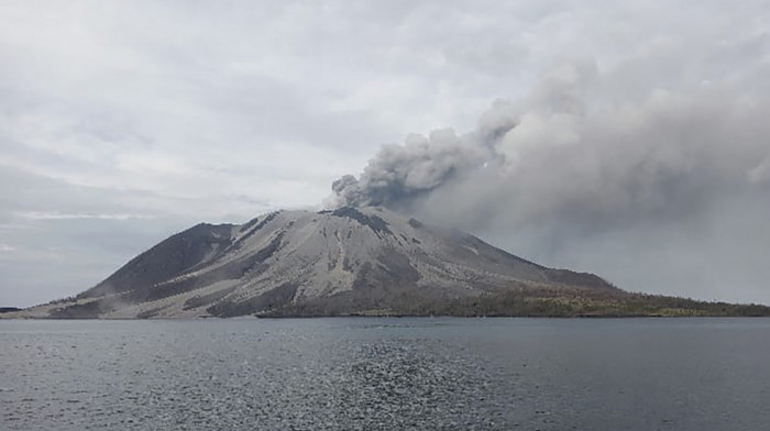 Ponovo eruptirao vulkan u Indoneziji, u toku evakuacija stanovništva