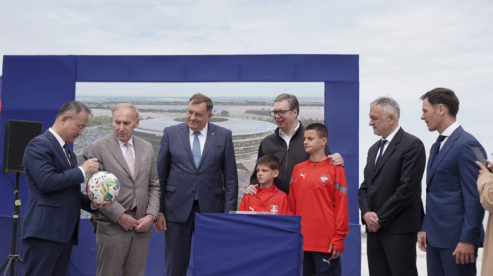 Postavljen kamen temeljac za Nacionalni stadion, Vučić: Finale Lige Evrope biće u Beogradu 2028.