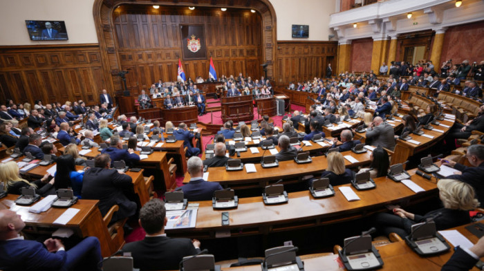 Skupština izglasala novu Vladu Srbije, premijer i ministri uskoro polažu zakletvu