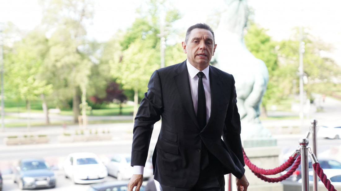 Vulin u Nišu zatražio referendum o EU: Srbija treba da se okrene BRIKS-u