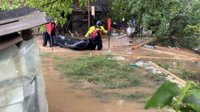 Svrljig dan nakon bujičnih poplava: Situacija se stabilizuje, opada nivo Paravačkog potoka