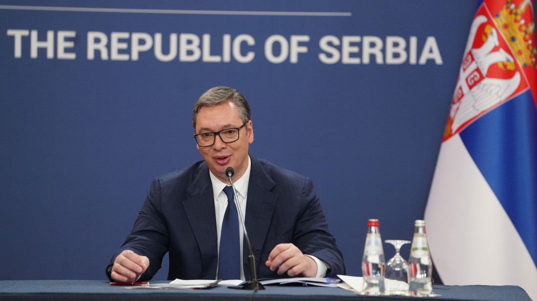 Vučić uputio božićnu čestitku svim vernicima koji slave po gregorijanskom kalendaru