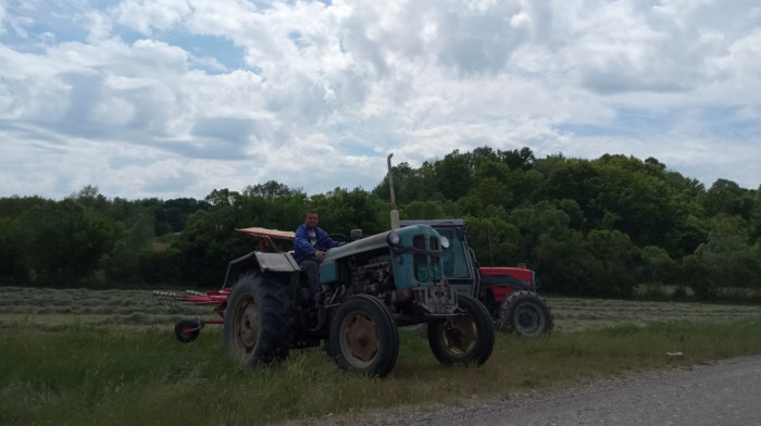 "Potreba i interes za zanavljanje postoji": Koliko su stari traktori u Srbiji i kako obnoviti mehanizaciju
