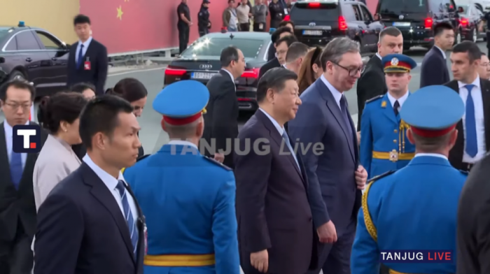 Si Đinping završio posetu Srbiji: Vučić ispratio kineskog predsednika u Budimpeštu
