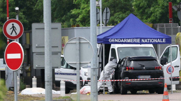 Krvavo bekstvo iz francuskog zatvora: Ubijena dva čuvara, u toku velika potera za kriminalcima
