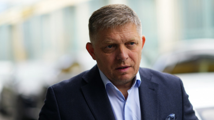 Robert Fico ranjen u pucnjavi, slovački premijer u životnoj opasnosti, helikopterom prebačen u bolnicu