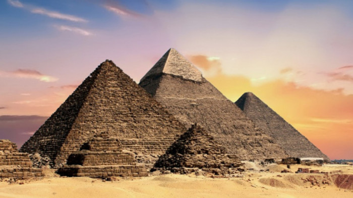 Otkrivena misterija stara više od 4.000 godina: Kako su izgrađene piramide u Gizi?