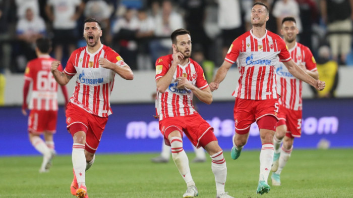 Crvena zvezda - Vojvodina 1:0: Sudar Carevića i Spajića, sve je dobro prošlo