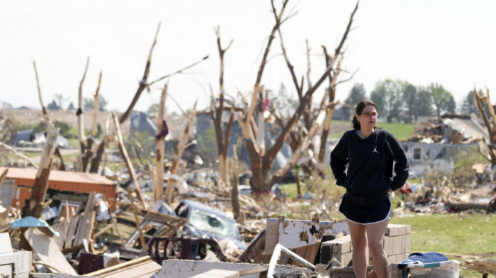 Tornado srušio kuće i zgrade u Ajovi: Nastradala jedna žena, spasioci nastavili potragu za preživelima