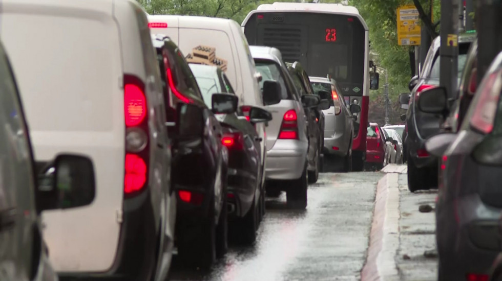 "Par-nepar" u Atini rešava gužve: Da li bi ovo pravilo smanjilo saobraćajne kolapse u Beogradu?