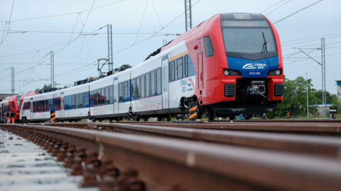 Od danas na relaciji Beograd - Užice saobraća prvi novi švajcarski voz: Do kraja godine biće ih 18 na prugama