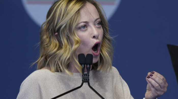 Meloni oštro osudila "neprijatelje Italije" zbog sabotaže na železnici i protesta protiv Olimpijade
