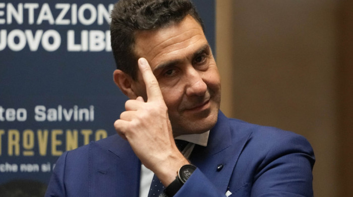 Italijanski general i desničar koji već pakuje kofere za Brisel - ko je Roberto Vanači?