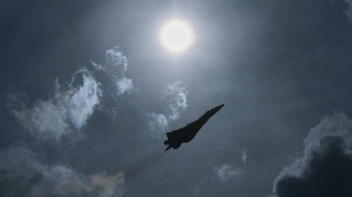 Srušio se ruski supersonični bombarder u Sibiru, posada se katapultirala