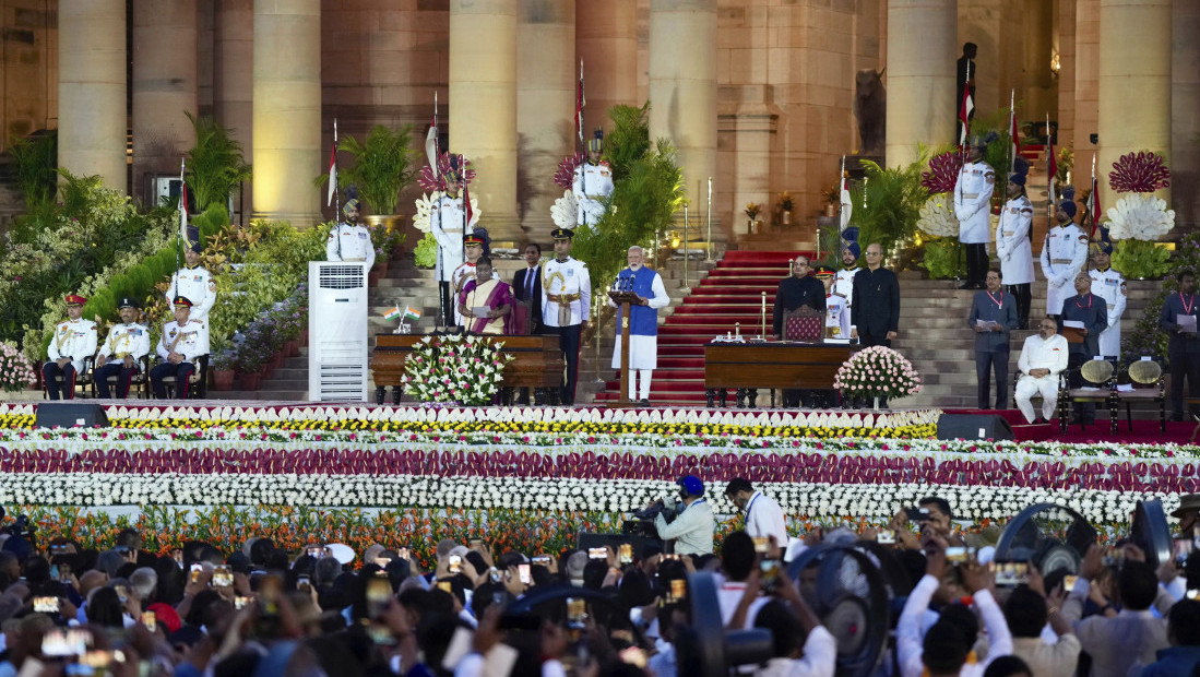 Modi položio zakletvu za treći mandat, ceremoniju u Nju Delhiju obezbeđivalo 2,500 policajaca