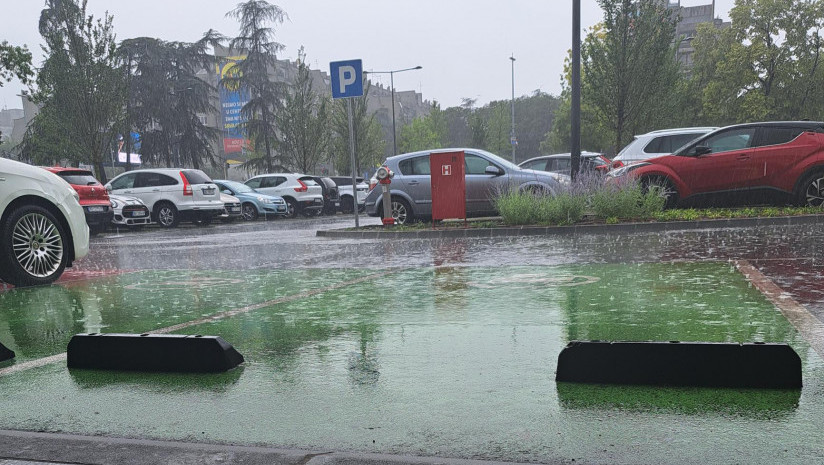 Snažan pljusak u Beogradu, RHMZ izdao upozorenje za područje Srbije