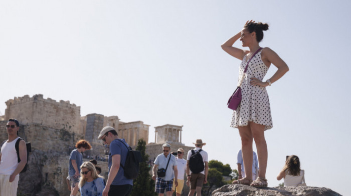 Toplotni talas "zapljusnuo" Balkan: U Bugarskoj i Rumuniji strah od superćelijskih oluja, u Grčkoj sutra 44°C
