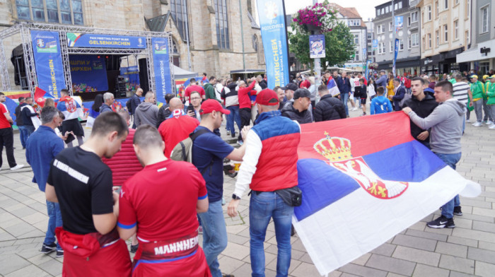 Tuča u Gelzenkirhenu - Albanci napali srpske navijače, Skaj sport: Englezi nisu uključeni (VIDEO)