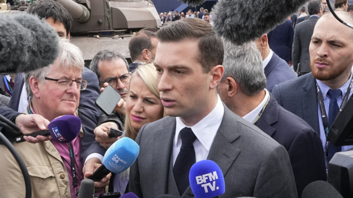 Bardela je za slanje vojne pomoći Ukrajini, ali mu je "crvena linija" znatno drugačija od Makronove