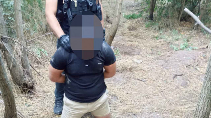 Uhapšene dve osobe zbog droge: Policija kod osumnjičenih pronašla pola kilograma materije za koju se sumnja da je kokain
