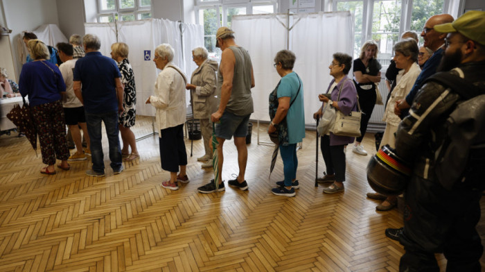 Parlamentarni izbori u Francuskoj: Do 17 sati glasalo 59,39 odsto birača, najveća izlaznost od 1978.