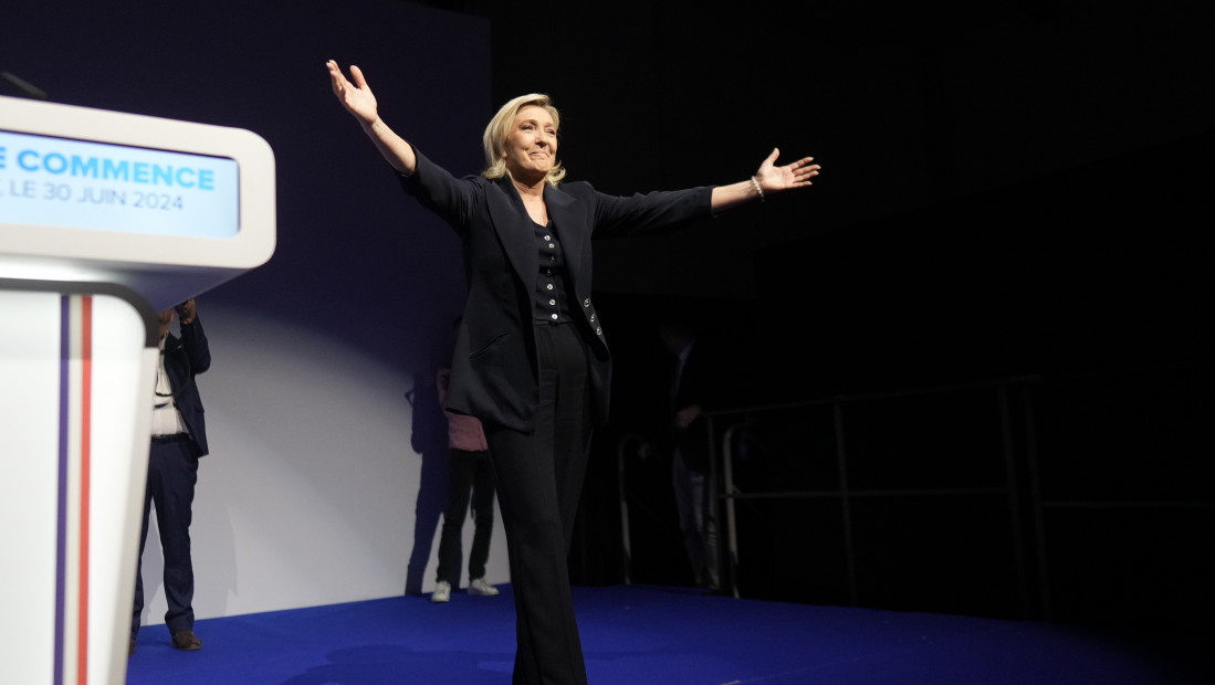 Izlazne ankete izbora u Francuskoj: Vodi Nacionalno okupljanje Marin le Pen, Makron na trećem mestu