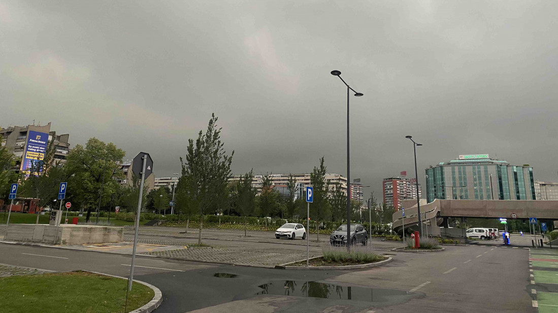 Nevreme stiže u Srbiju: RHMZ upozorava na pljuskove, olujni vetar i mogući grad u naredna dva sata