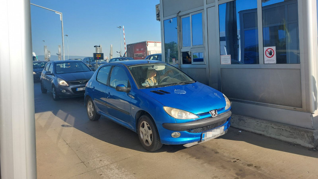 Kakvo je stanje na granicama? Evo gde se čeka, a gde nema gužvi