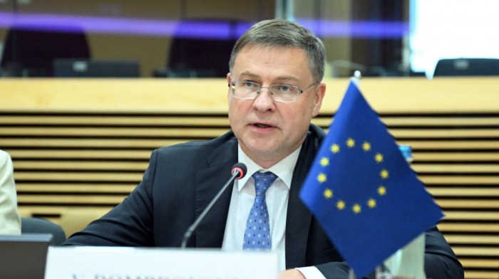 Dombrovskis: EU spremna da krene sa predlozima o budžetskim pravilima za odbranu